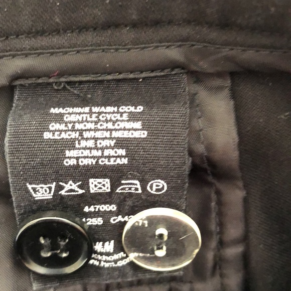 H&M - EUC Crop Dress Pants (12) - Picture 7 of 7